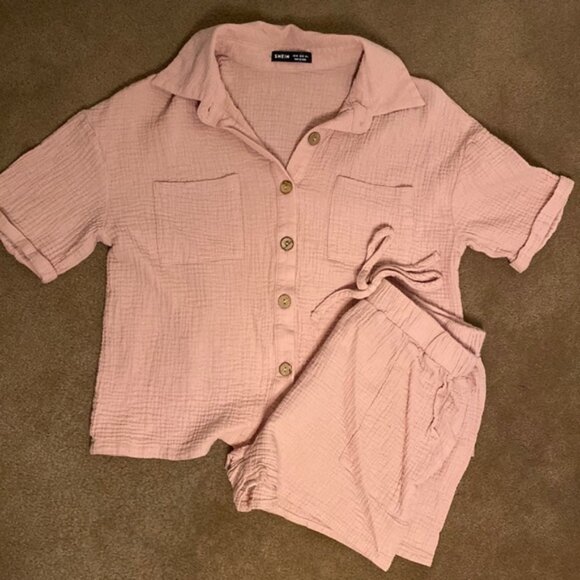 SHEIN Set - Picture 1 of 1